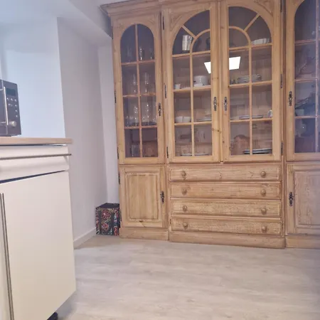 Monteur- Kachtenhausen * Lage